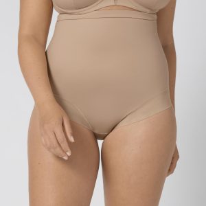 triumph-lingerie-true-shape-sensation-panty-hoge-corrigerende-tailleslip-huidkleur