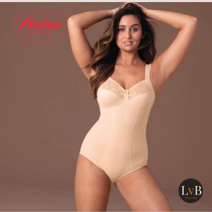 anita-lucia-corselet-3523-lichte-poeder-5