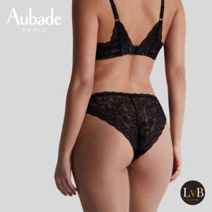 Aubade Rosessence Italiaanse slip van rozenkant in zwart