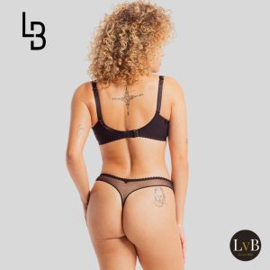Achterzijde van de Louisa Bracq Elise string 419-60 in zwart