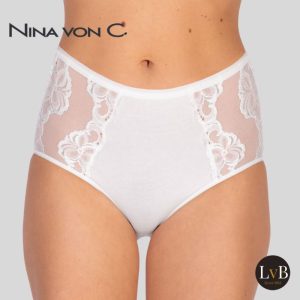 Detail van de witte Nina von C tailleslip met transparant kant aan de zijkant