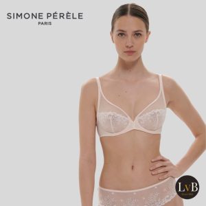 Simone Perele Delice plunge bh poeder blush op model luxe kanten bh dames