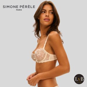 Zijaanzicht van Simone Perele Wish balconette bh naturel met comfortabele pasvorm