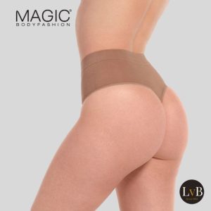 Model draagt MAGIC Bodyfashion Comfort Thong Macchiato van achteren